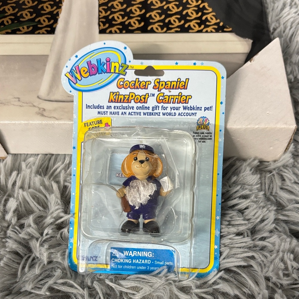 NWT NIP GANZ Webkinz Cocker Spaniel Toy KinzPost Carrier Postal Worker Figure